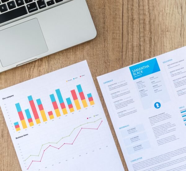 How to Write a Resume With AI for Free: The Complete Guide