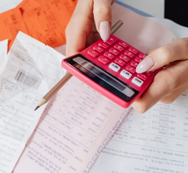 How to Automate Invoice Creation With AI: A Complete Guide